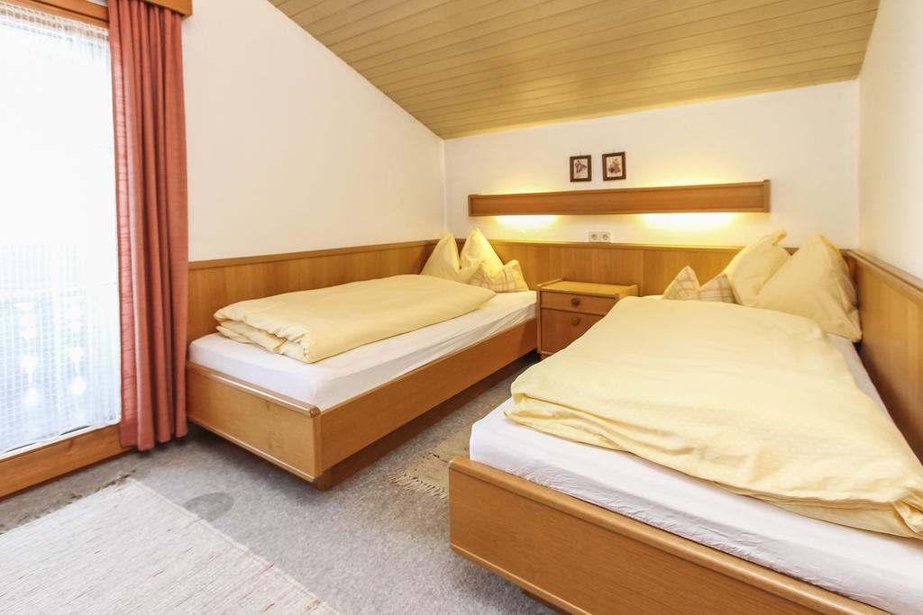Gaestehaus Rass Лофер Екстериор снимка